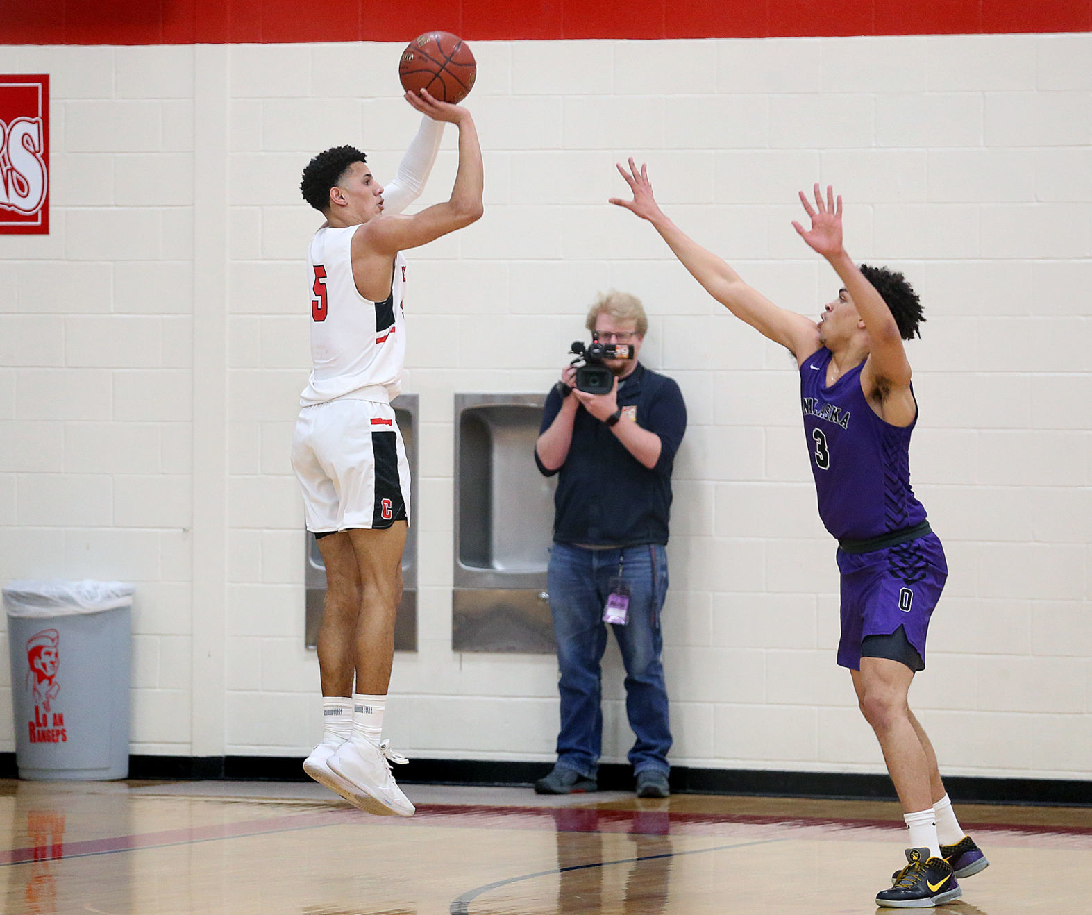 March 12: Onalaska vs La Crosse Central